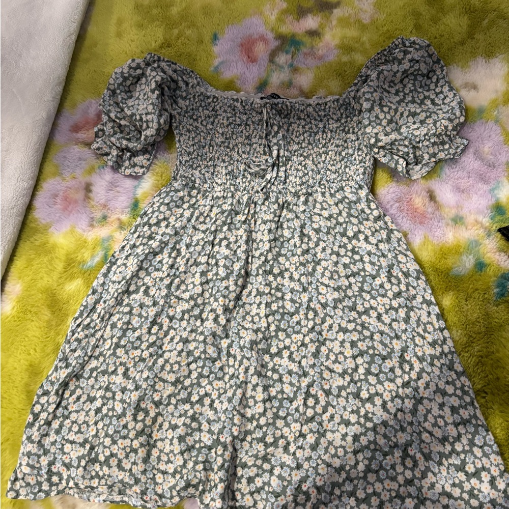 Cute summer dress size small